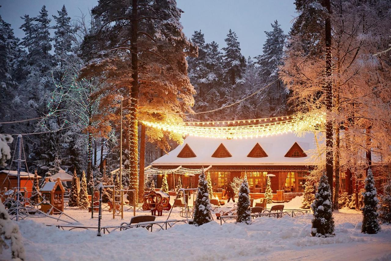 Tsarstvo Korolevstvo Villa Ushakovo Dış mekan fotoğraf